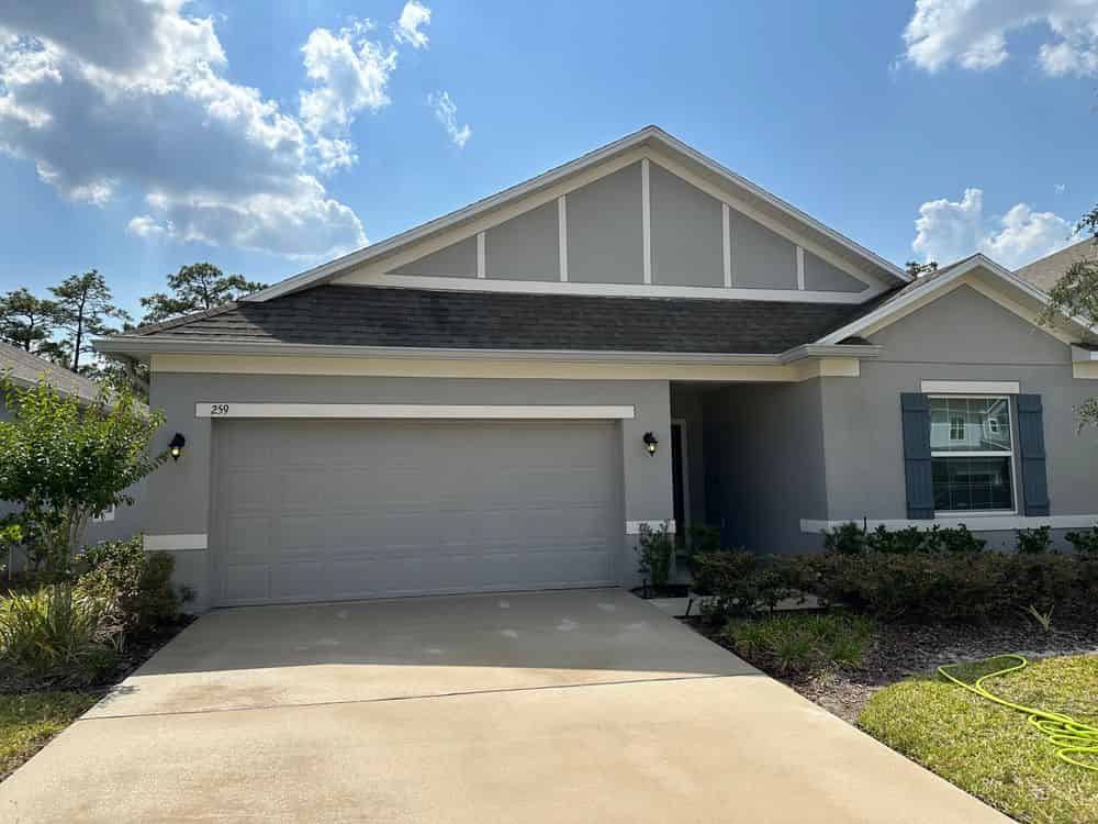 Driveways Cleaning Services image