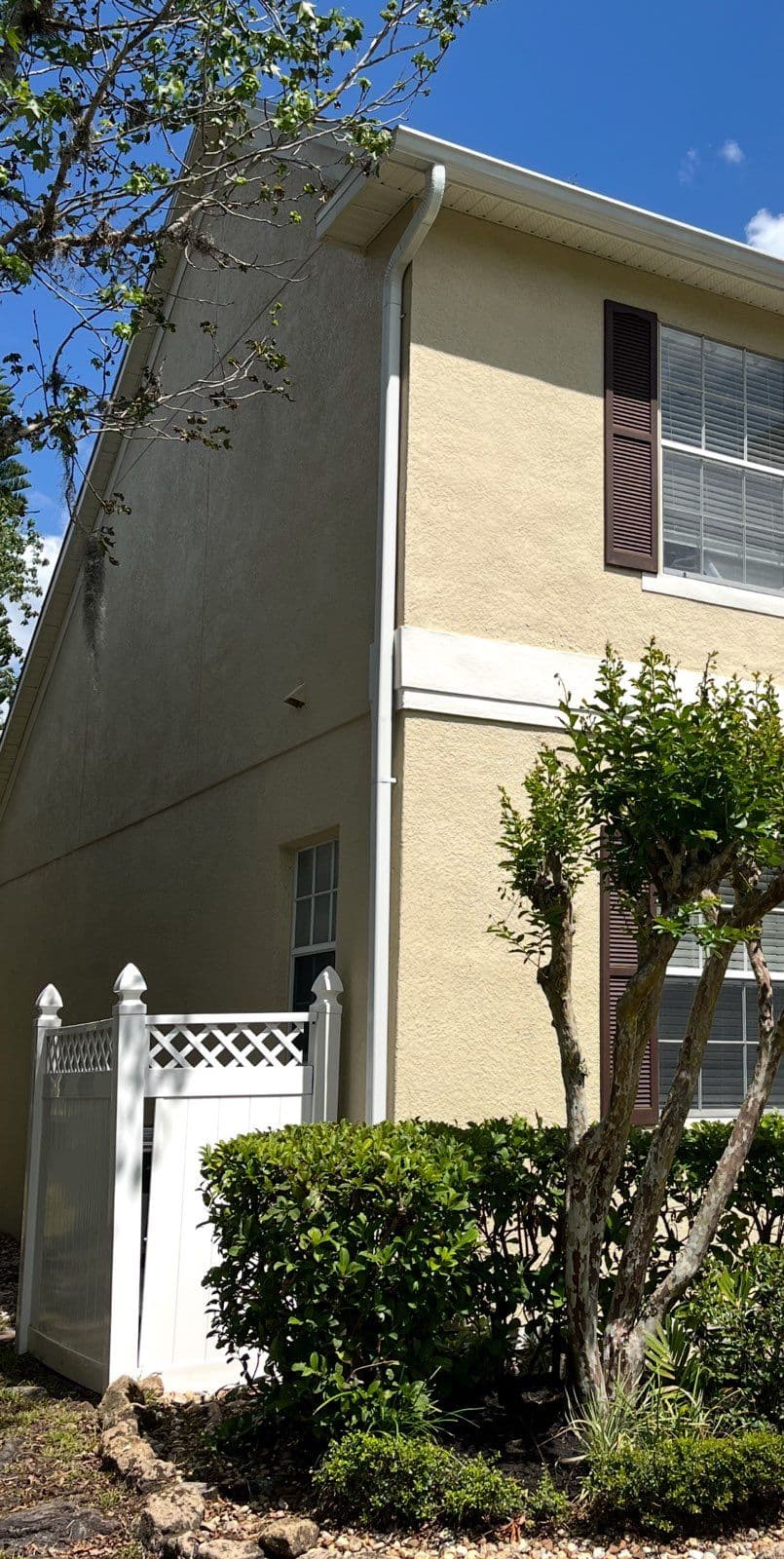 Project House Exterior Wash in Avalon Park image