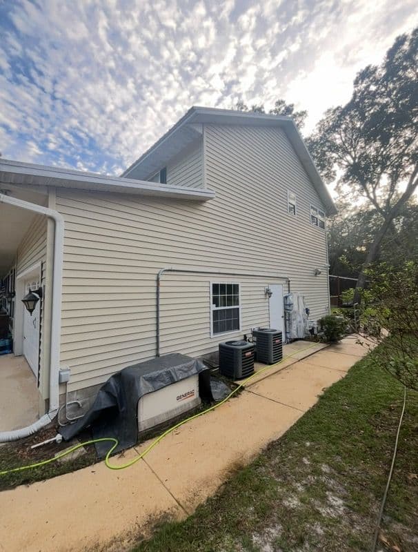 Gallery photos for House Pressure Washing in Deland: Image #1